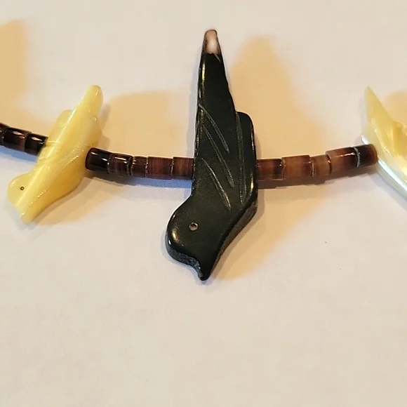 Hand Crafted Natural shell Heishi mother of pearl/onyx fetish necklace 1980s! - Picture 2 of 8